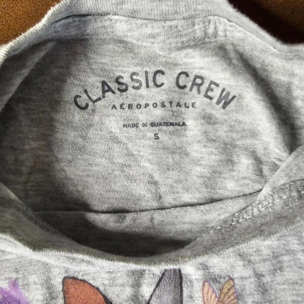 Aeropostale Classic Crew Grey Short Sleeve T-Shirt with Cartoon Bunny Graphic - Picture 2 of 2